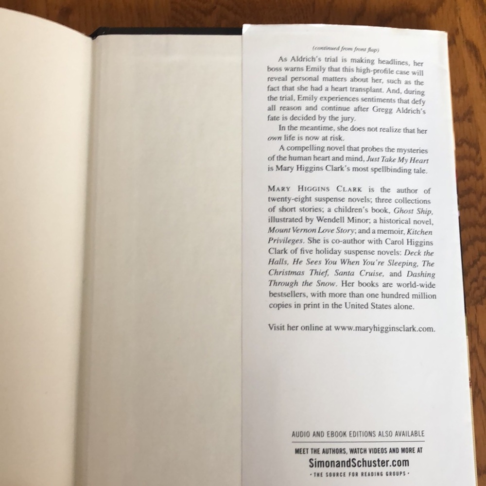 Mary Higgins Clark “Just take my Heart” hardcover novel. - Picture 5 of 6
